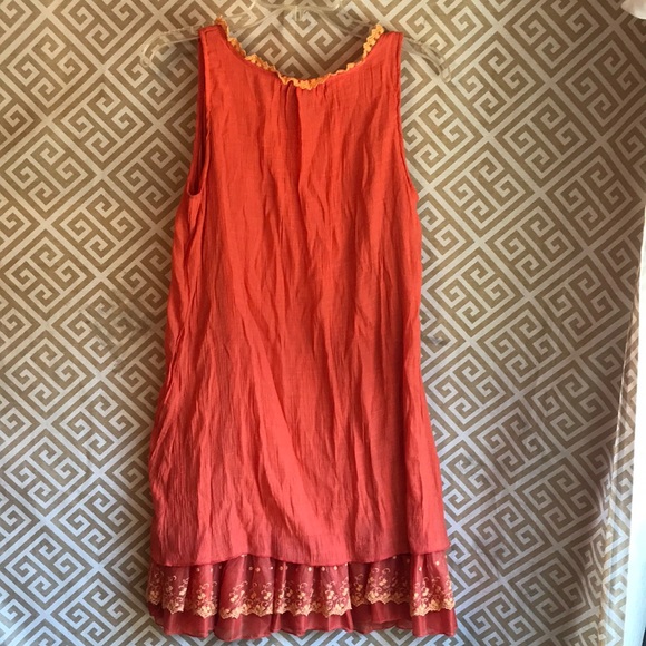 Urban Mango Sleeveless Coral Dress with Lace Detail - Picture 3 of 7